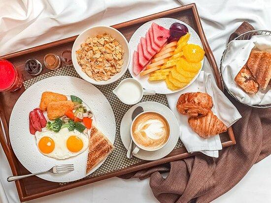 La Piazza Restaurant